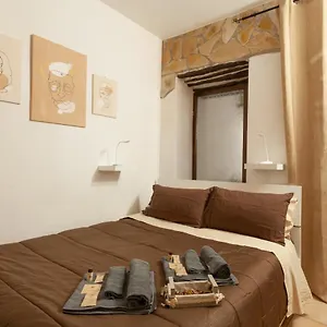 Centro Storico Cagliaricasa Tipica Sarda , Cagliari Italia