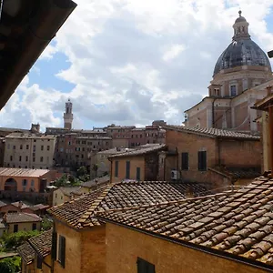 Casa Baroncelli , Siena Italia